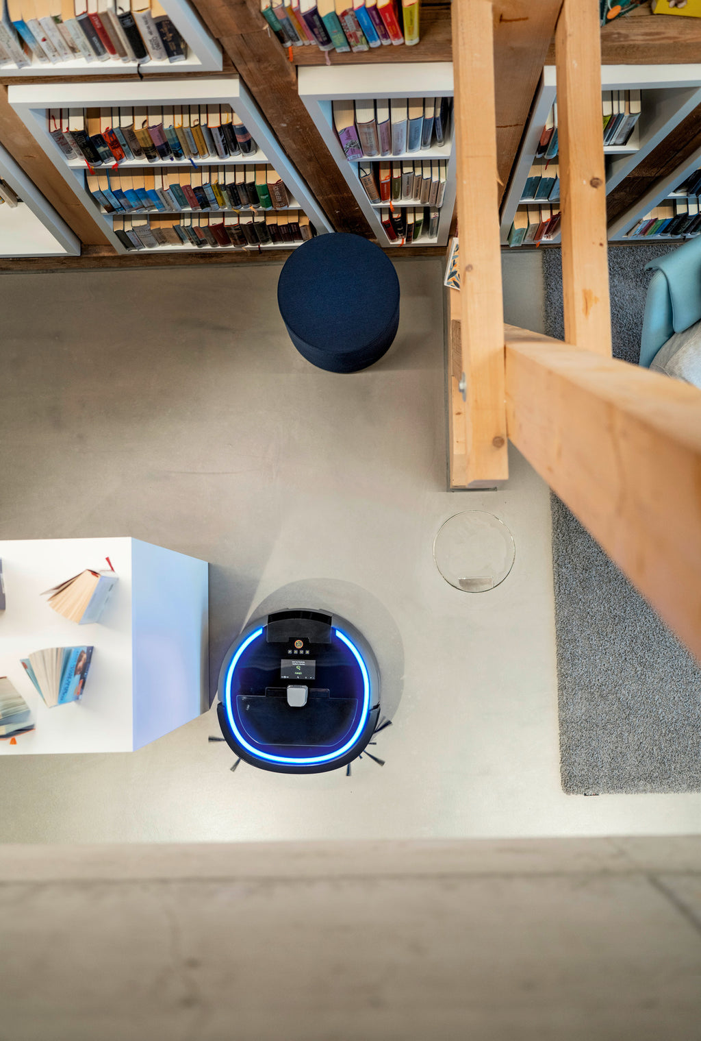 KIRA CV 50 Bp - Robotic Floor Cleaner